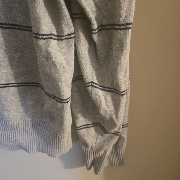 Izod Gray V-Neck Sweater with Dark Stripes - Picture 5 of 8